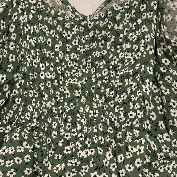 Wild Fable Green Floral Tank Top - Picture 6 of 6